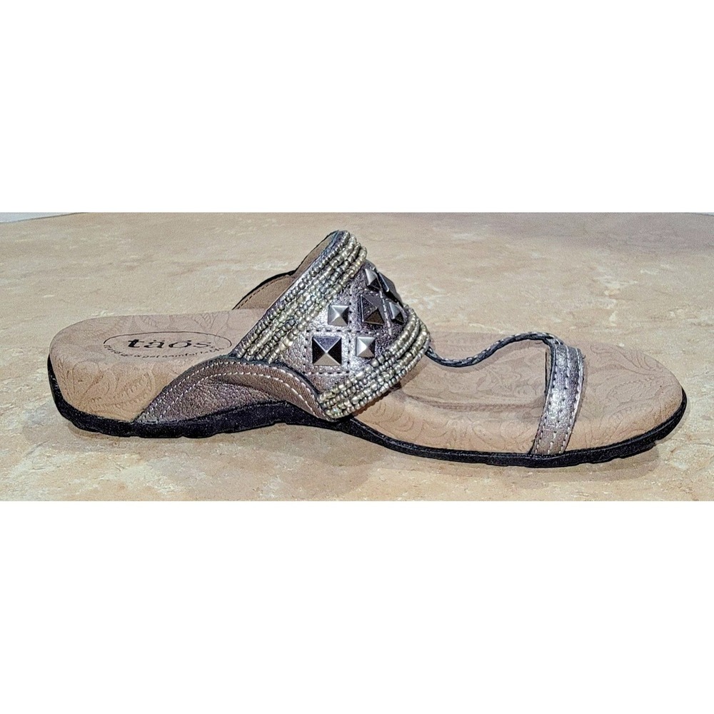 Taos Genie Womens Size 7 Gray Studded Toe Loop Beaded Leather Comfort Sandals - Picture 6 of 13